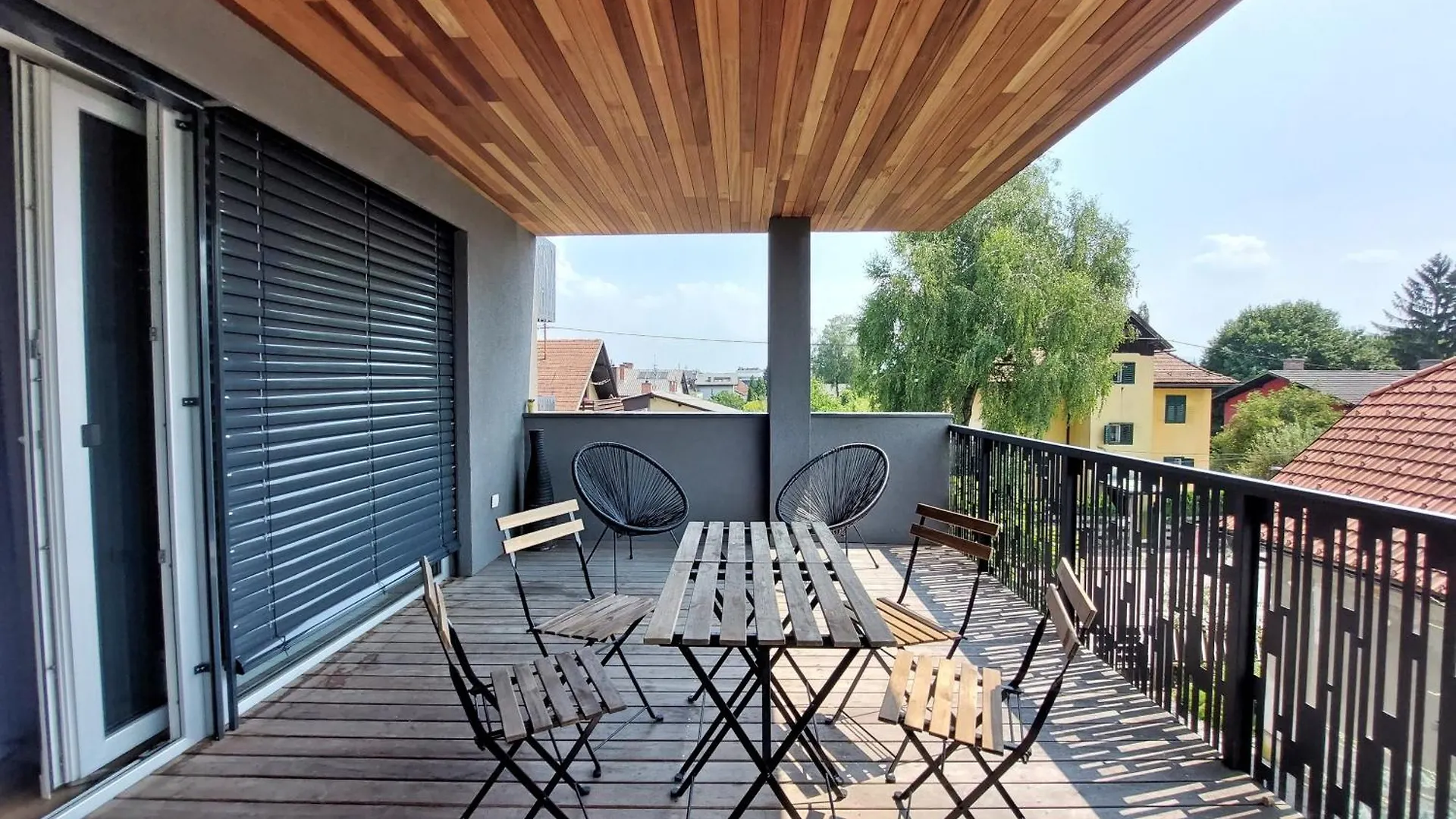 Bed & Breakfast Sunny Terraces Rose Valley, Ljubljana